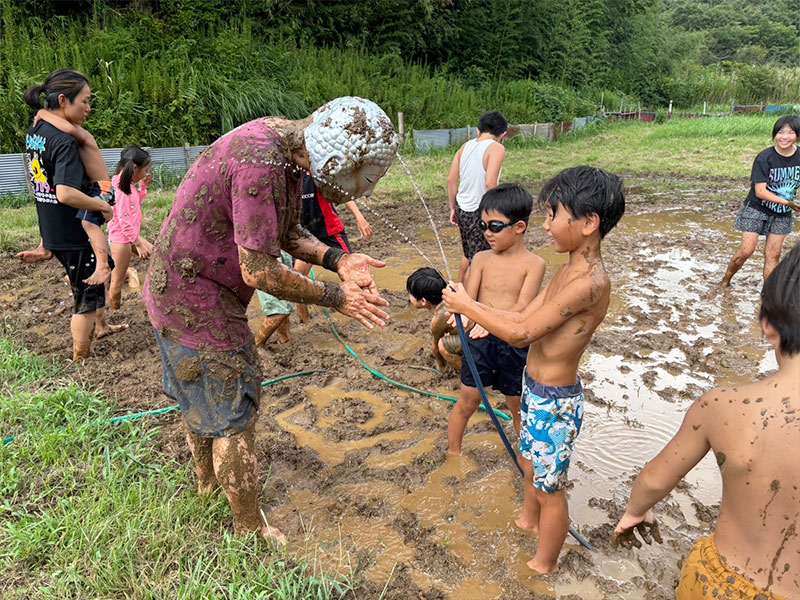 どろんこクラブ